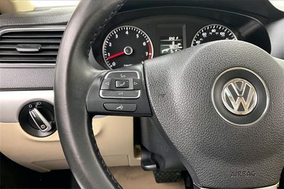 2013 Volkswagen Jetta 2.5L SE Convenience & Sunroof