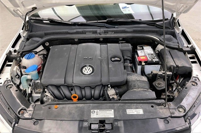 2013 Volkswagen Jetta 2.5L SE Convenience & Sunroof