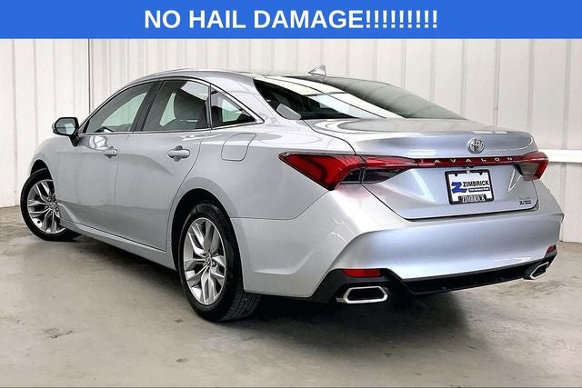 2020 Toyota Avalon XLE