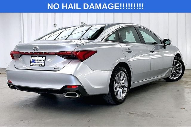 2020 Toyota Avalon XLE