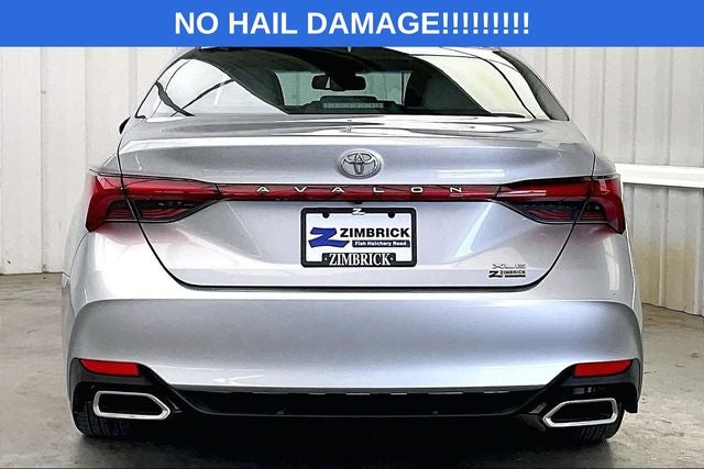 2020 Toyota Avalon XLE