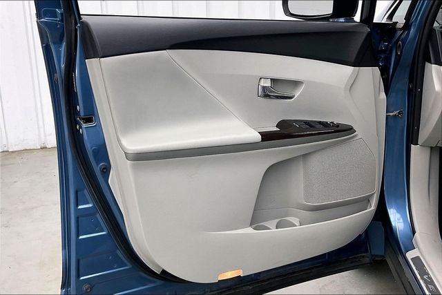 2010 Toyota Venza Base