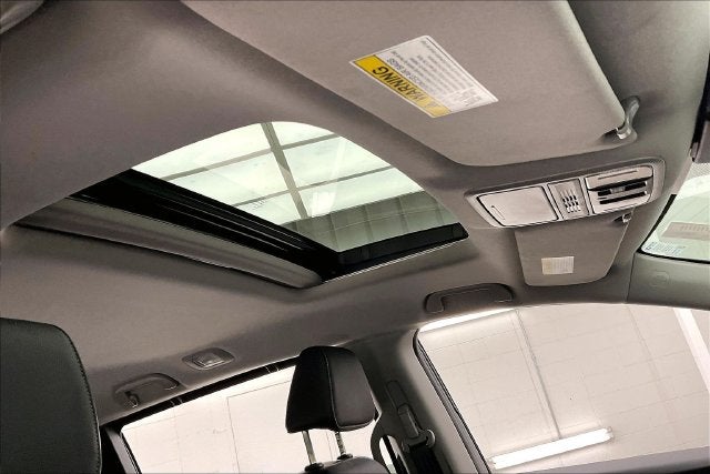 2024 Honda Odyssey EX-L - Photo 13