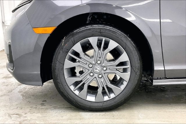 2027 Honda Odyssey Touring InStock