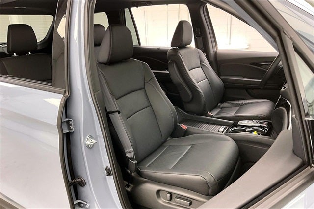 2023 Honda Passport Elite