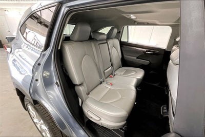 2022 Toyota Highlander Limited