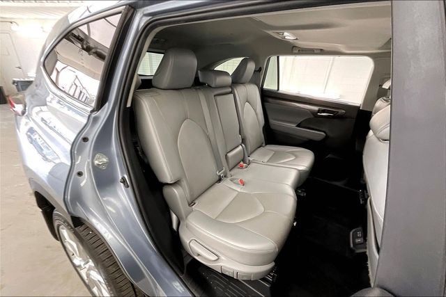 2022 Toyota Highlander Limited