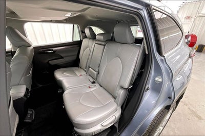 2022 Toyota Highlander Limited