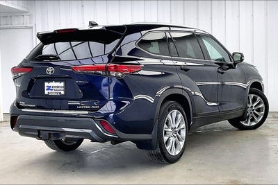 2022 Toyota Highlander Limited