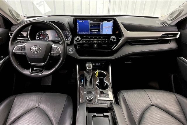 2022 Toyota Highlander Limited