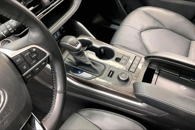 2022 Toyota Highlander Limited