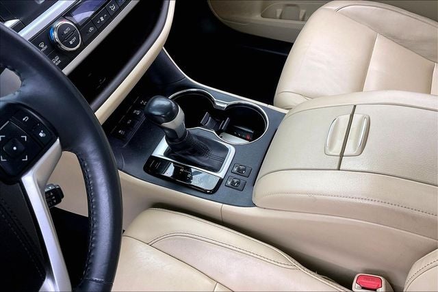 2016 Toyota Highlander XLE V6