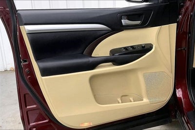 2016 Toyota Highlander XLE V6