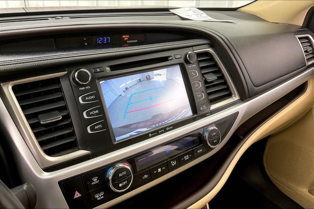 2016 Toyota Highlander XLE V6