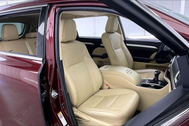 2016 Toyota Highlander XLE V6