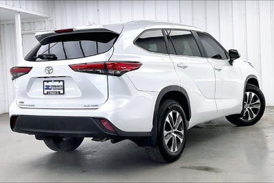 2023 Toyota Highlander XLE