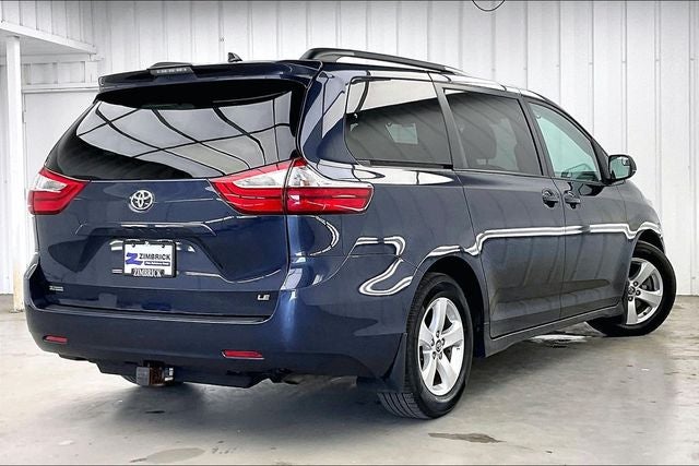 2018 Toyota Sienna LE 8 Passenger