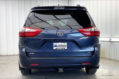 2018 Toyota Sienna LE 8 Passenger