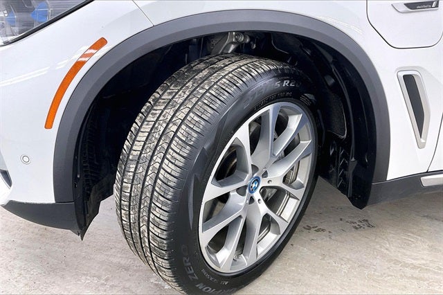 2023 BMW X5 xDrive45e