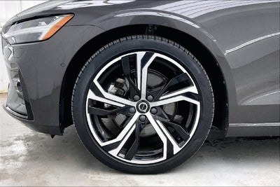 2024 Volvo S60 Ultimate