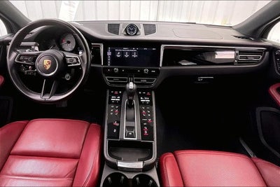 2022 Porsche Macan S
