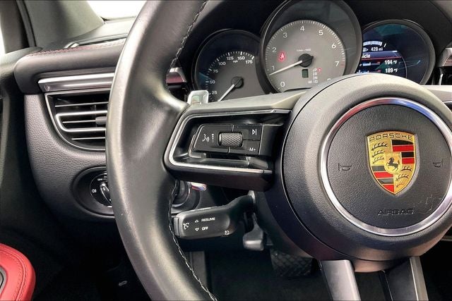 2022 Porsche Macan S