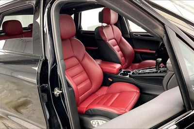 2022 Porsche Macan S
