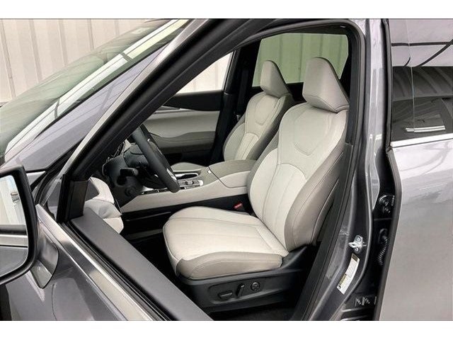2027 INFINITI QX60 LUXE InStock