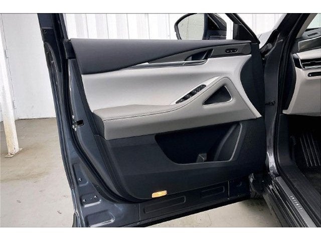 2027 INFINITI QX60 LUXE InStock