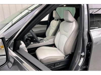 2027 INFINITI QX60 LUXE InStock