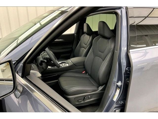 2027 INFINITI QX60 LUXE InStock
