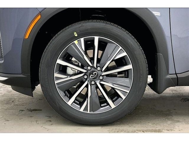 2027 INFINITI QX60 LUXE InStock