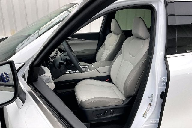 2027 INFINITI QX60 LUXE InStock