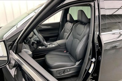 2027 INFINITI QX60 LUXE