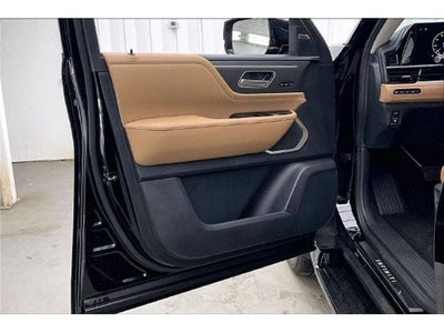 2027 INFINITI QX80 LUXE InStock