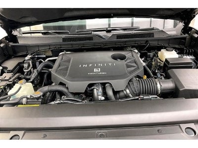 2027 INFINITI QX80 LUXE InStock