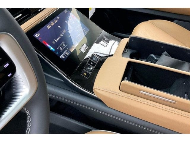 2027 INFINITI QX80 LUXE InStock