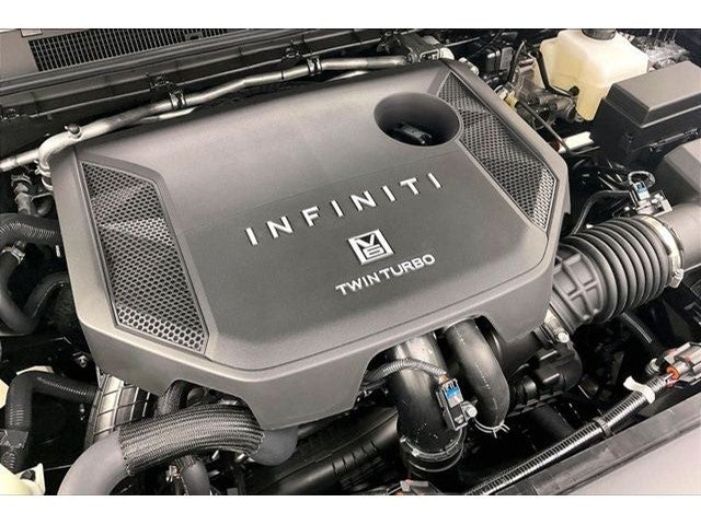 2027 INFINITI QX80 LUXE InStock
