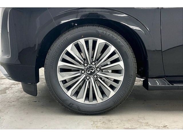 2027 INFINITI QX80 LUXE InStock
