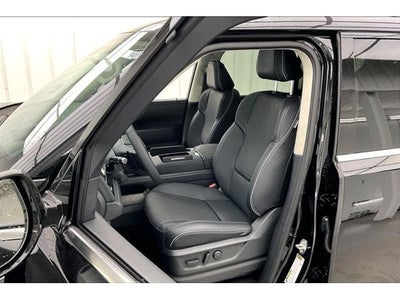 2027 INFINITI QX80 LUXE InStock