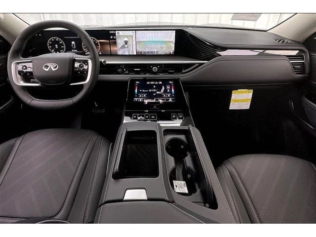 2027 INFINITI QX80 LUXE InStock