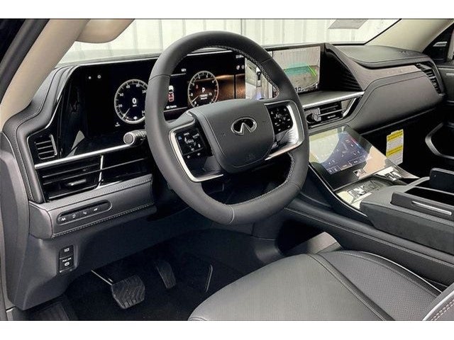 2027 INFINITI QX80 LUXE InStock