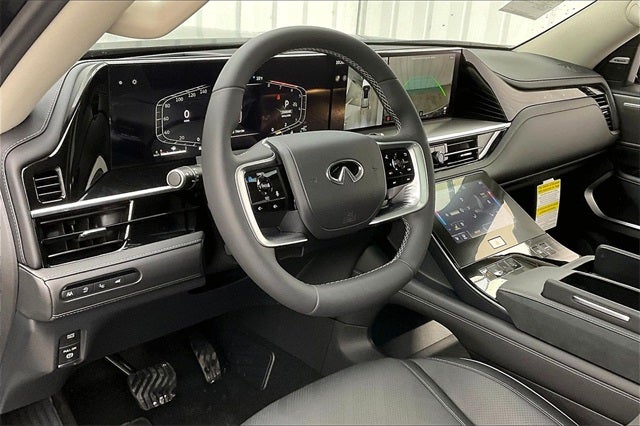 2026 INFINITI QX80 LUXE