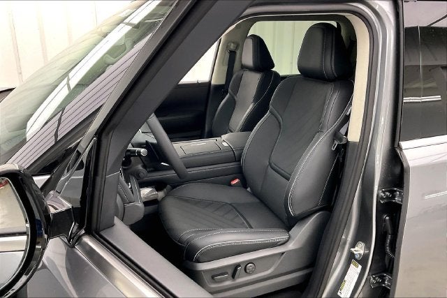 2027 INFINITI QX80 LUXE InStock