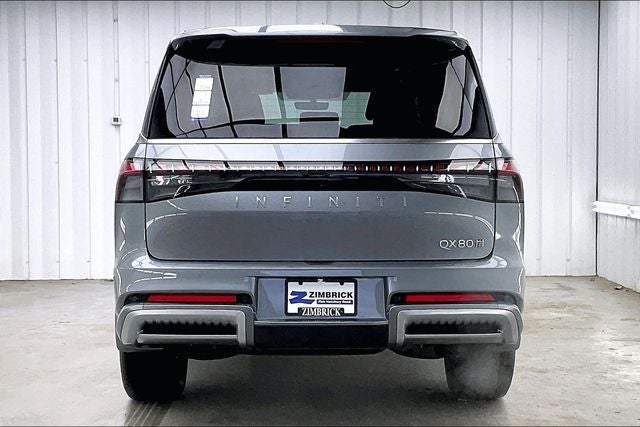 2026 INFINITI QX80 LUXE