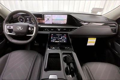 2026 INFINITI QX80 LUXE