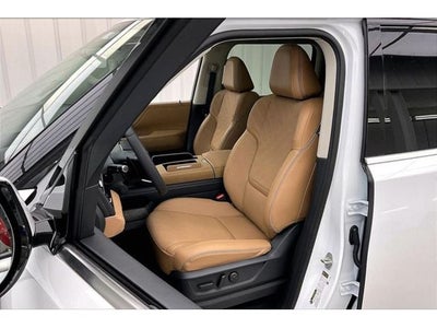 2027 INFINITI QX80 LUXE InStock