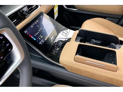 2027 INFINITI QX80 LUXE InStock
