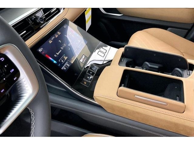 2027 INFINITI QX80 LUXE InStock