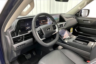 2026 INFINITI QX80 LUXE